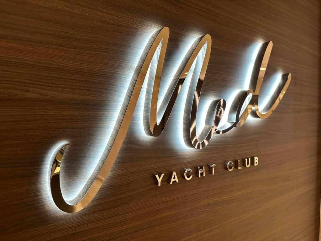 Med Yacht Club Explora Journeys Restaurants
